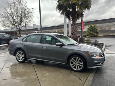 2019 Volkswagen Passat 2.0T Wolfsburg Edition