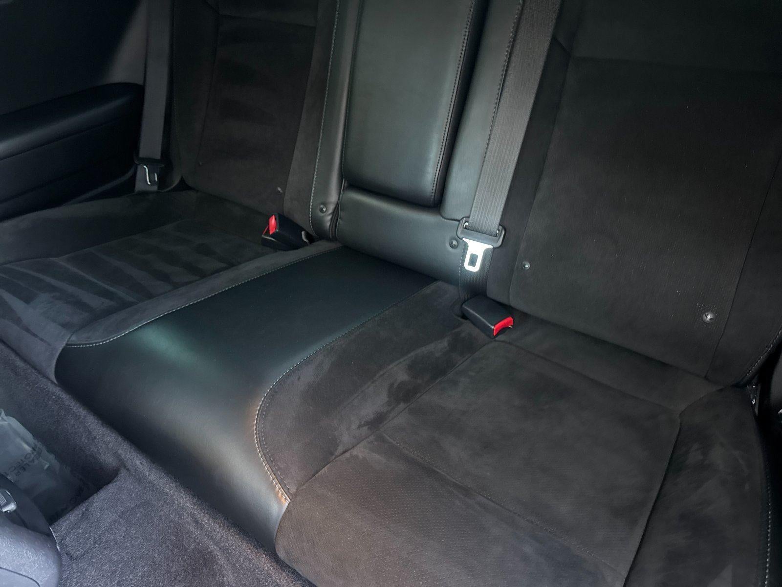 2016 Dodge Challenger 392 Hemi Scat Pack Shaker