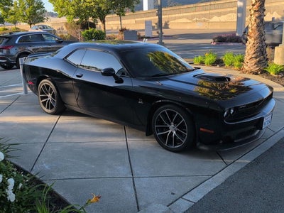 2016 Dodge Challenger 392 Hemi Scat Pack Shaker