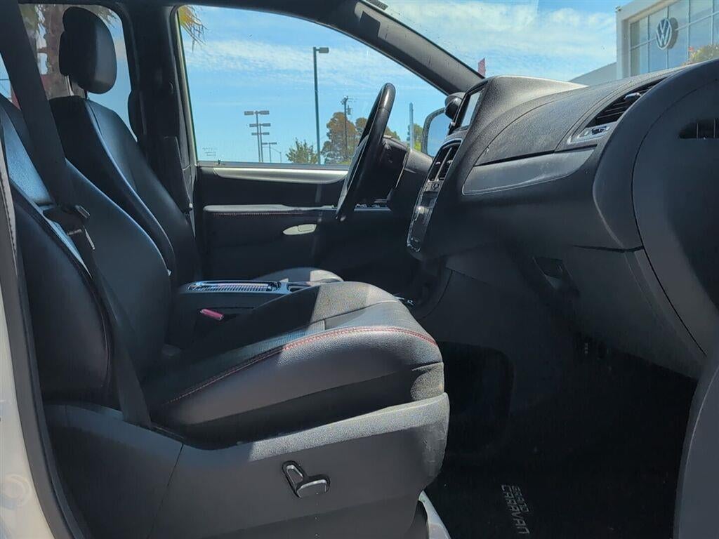 2013 Dodge Grand Caravan R/T