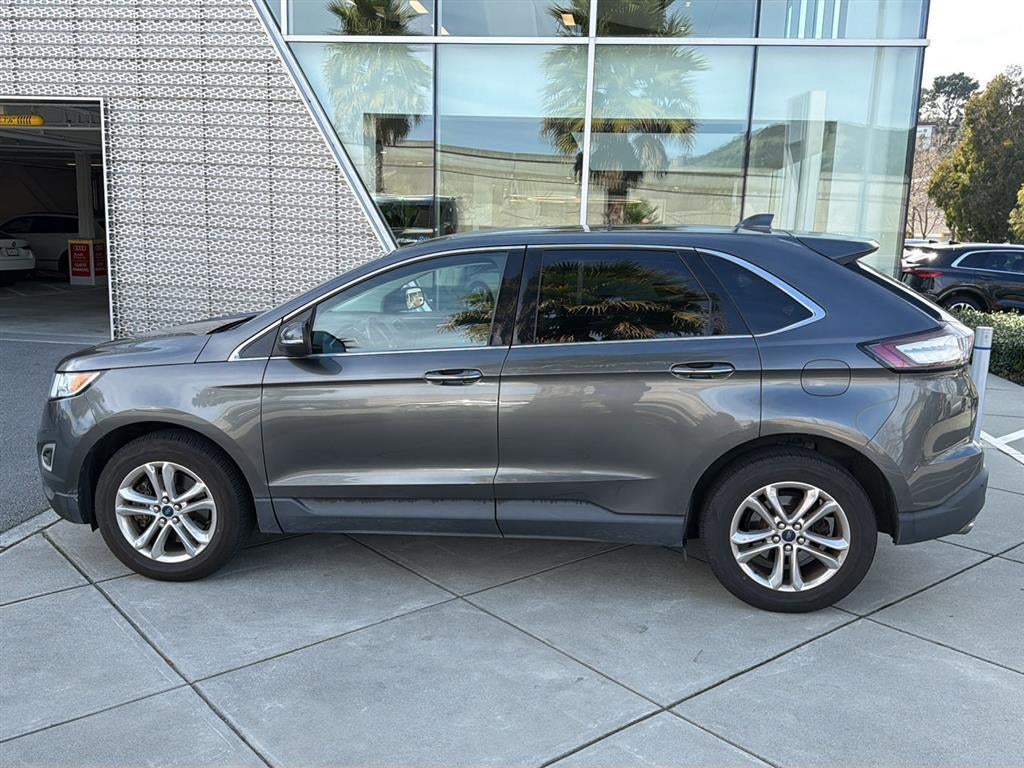 2017 Ford Edge Titanium