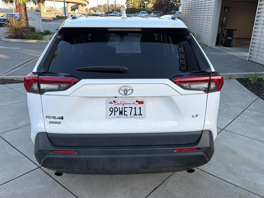 2019 Toyota RAV4 LE