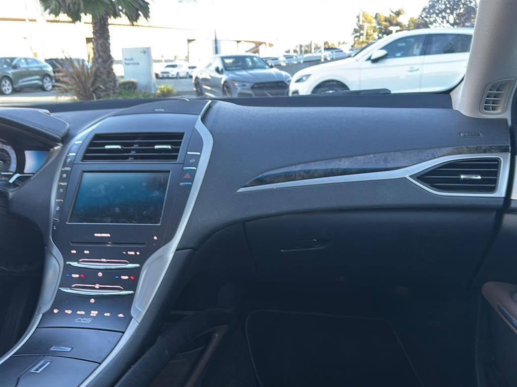 2015 Lincoln MKZ Hybrid