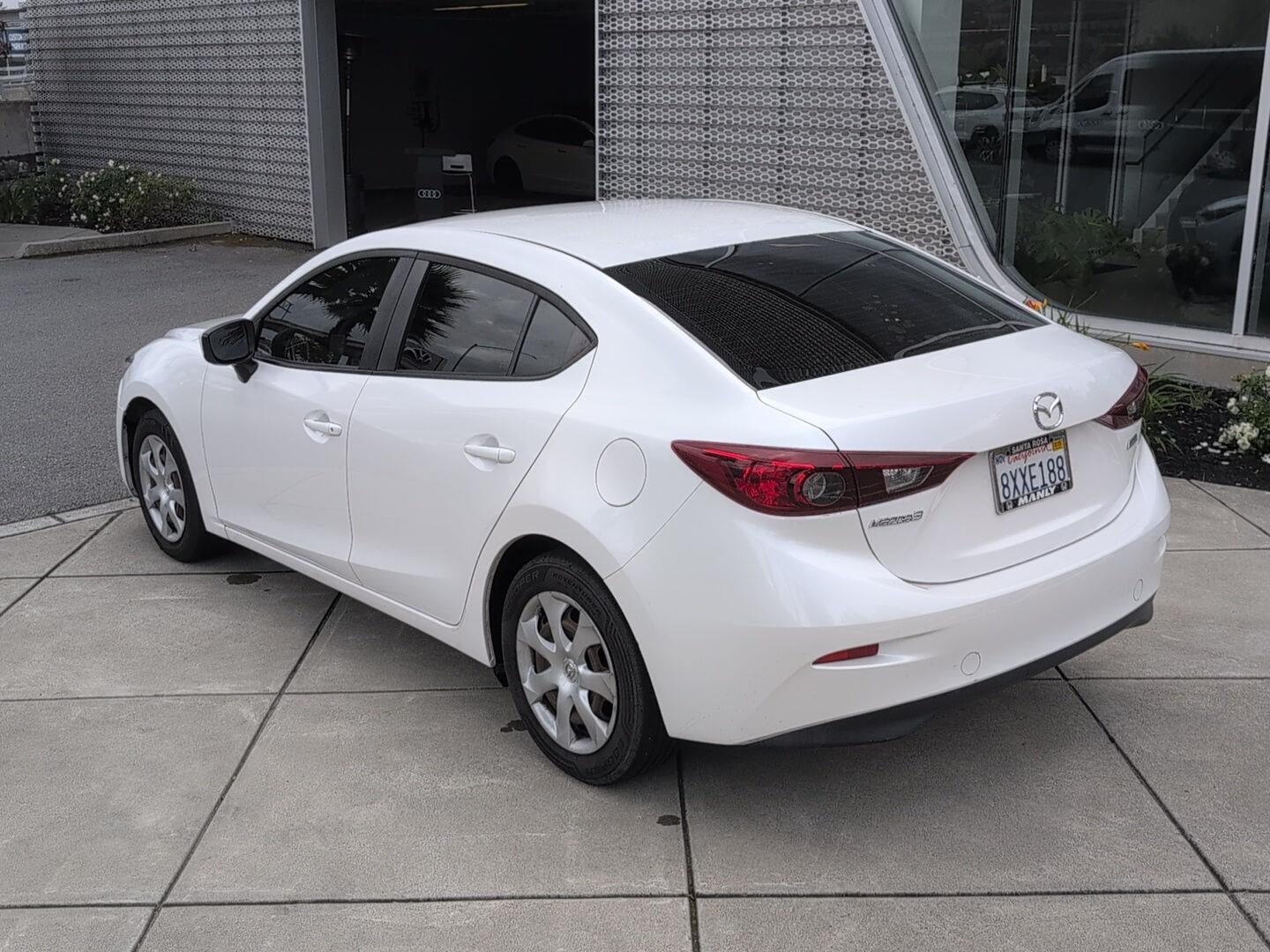 2018 Mazda Mazda3 4-Door Sport