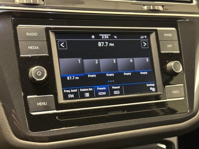 2022 Volkswagen Tiguan S