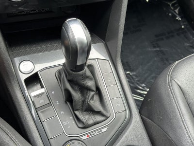 2020 Volkswagen Tiguan SE R-Line Black