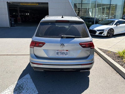 2020 Volkswagen Tiguan SE R-Line Black