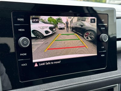 2026 Volkswagen Taos SE Black