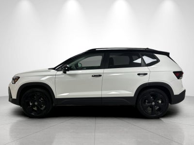 2026 Volkswagen Taos SE Black