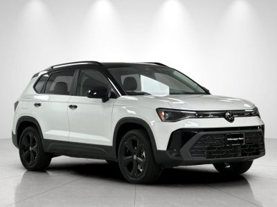 2026 Volkswagen Taos SE Black