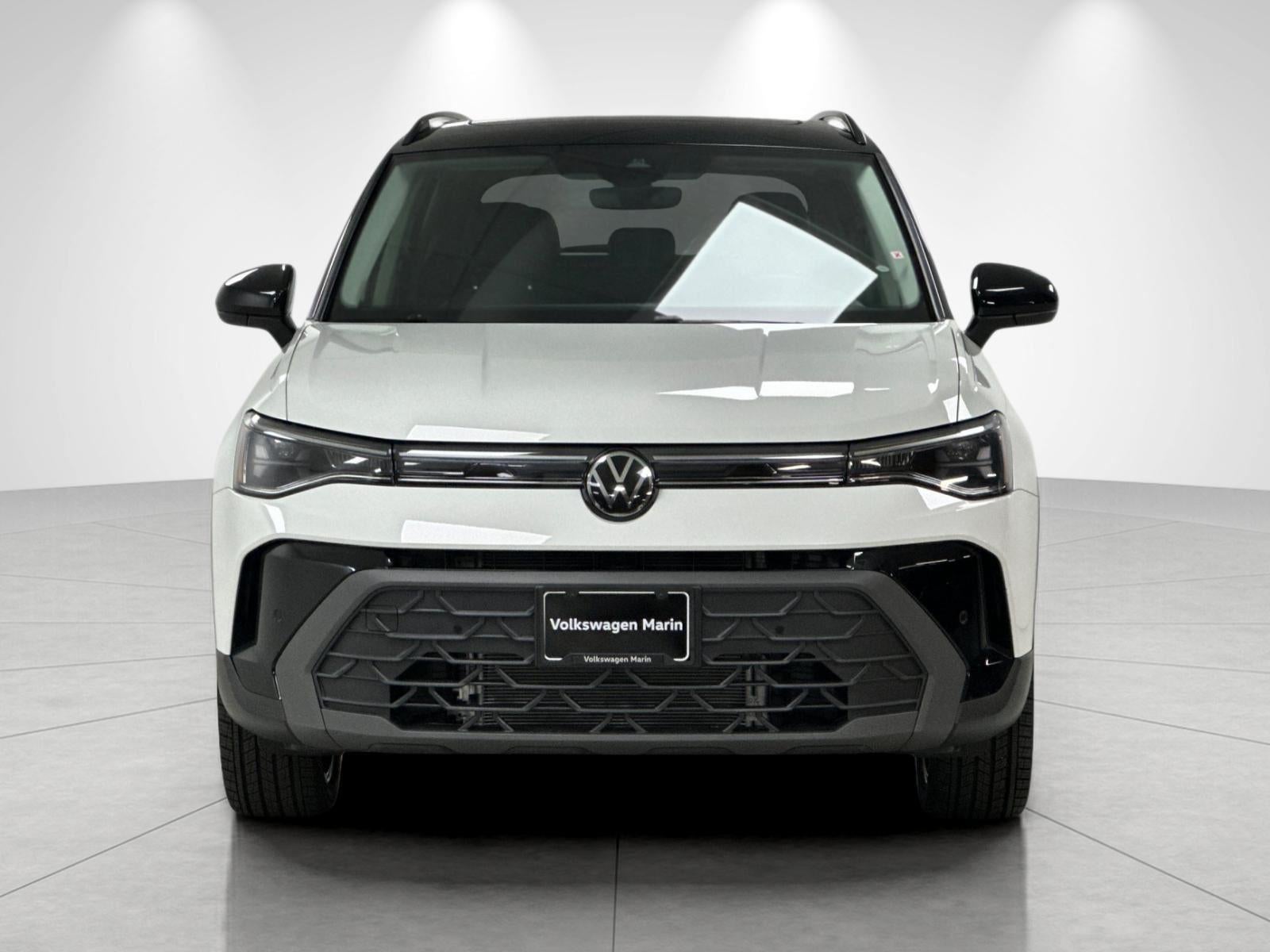 2026 Volkswagen Taos SE Black