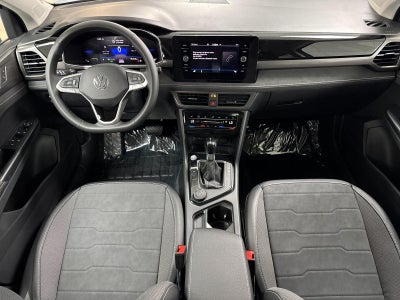 2026 Volkswagen Taos SE Black