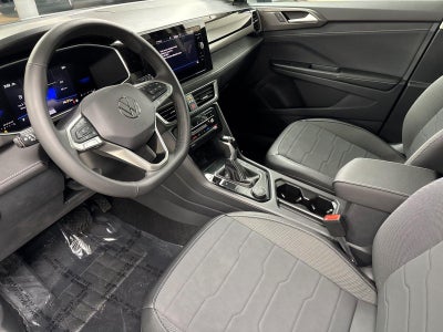 2026 Volkswagen Taos SE Black