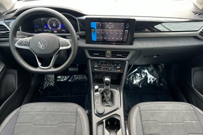 2026 Volkswagen Taos SE Black