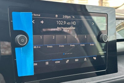 2026 Volkswagen Taos SE Black