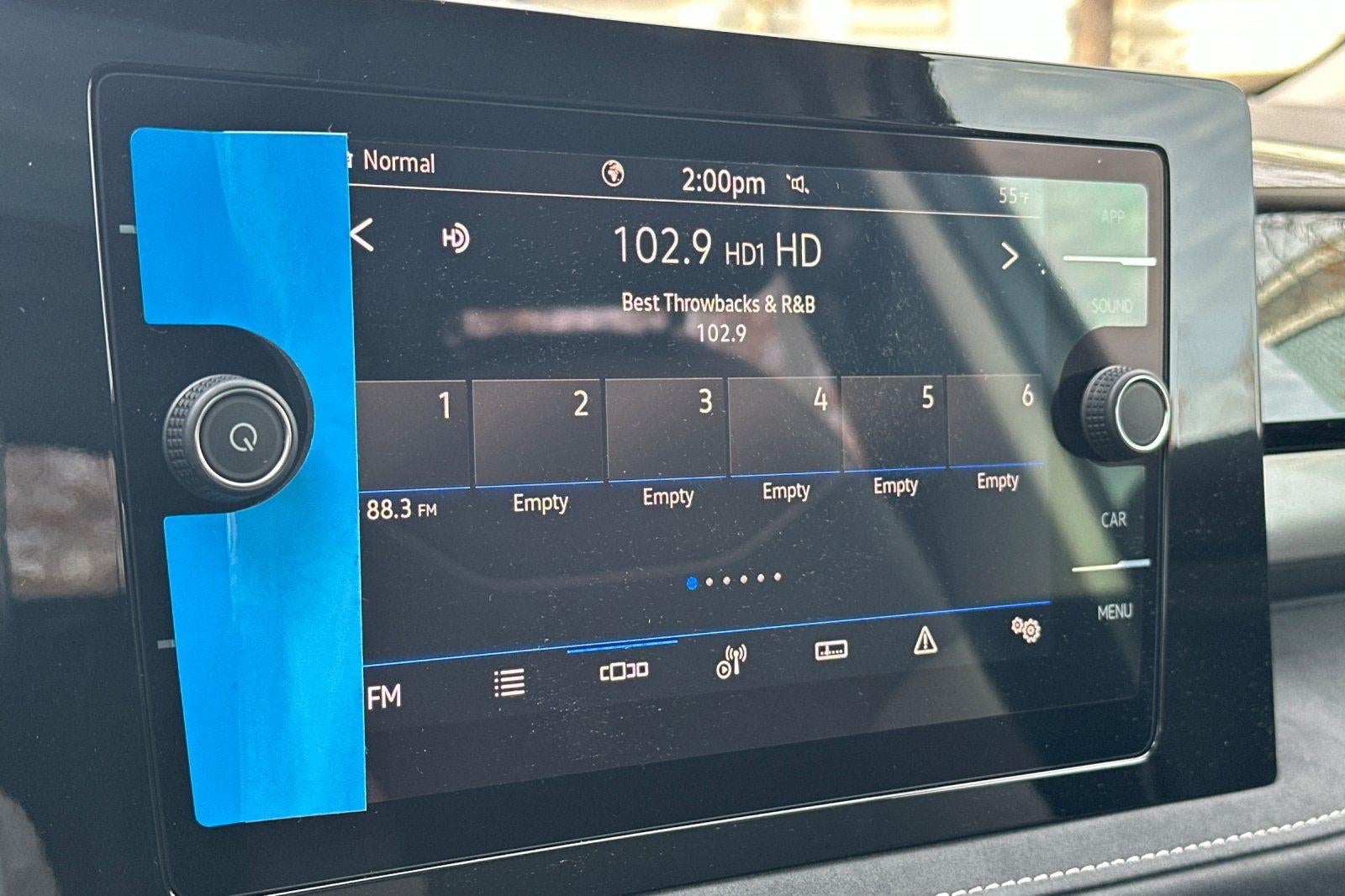 2026 Volkswagen Taos SE Black