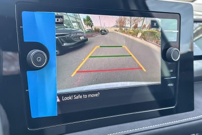 2026 Volkswagen Taos SE Black