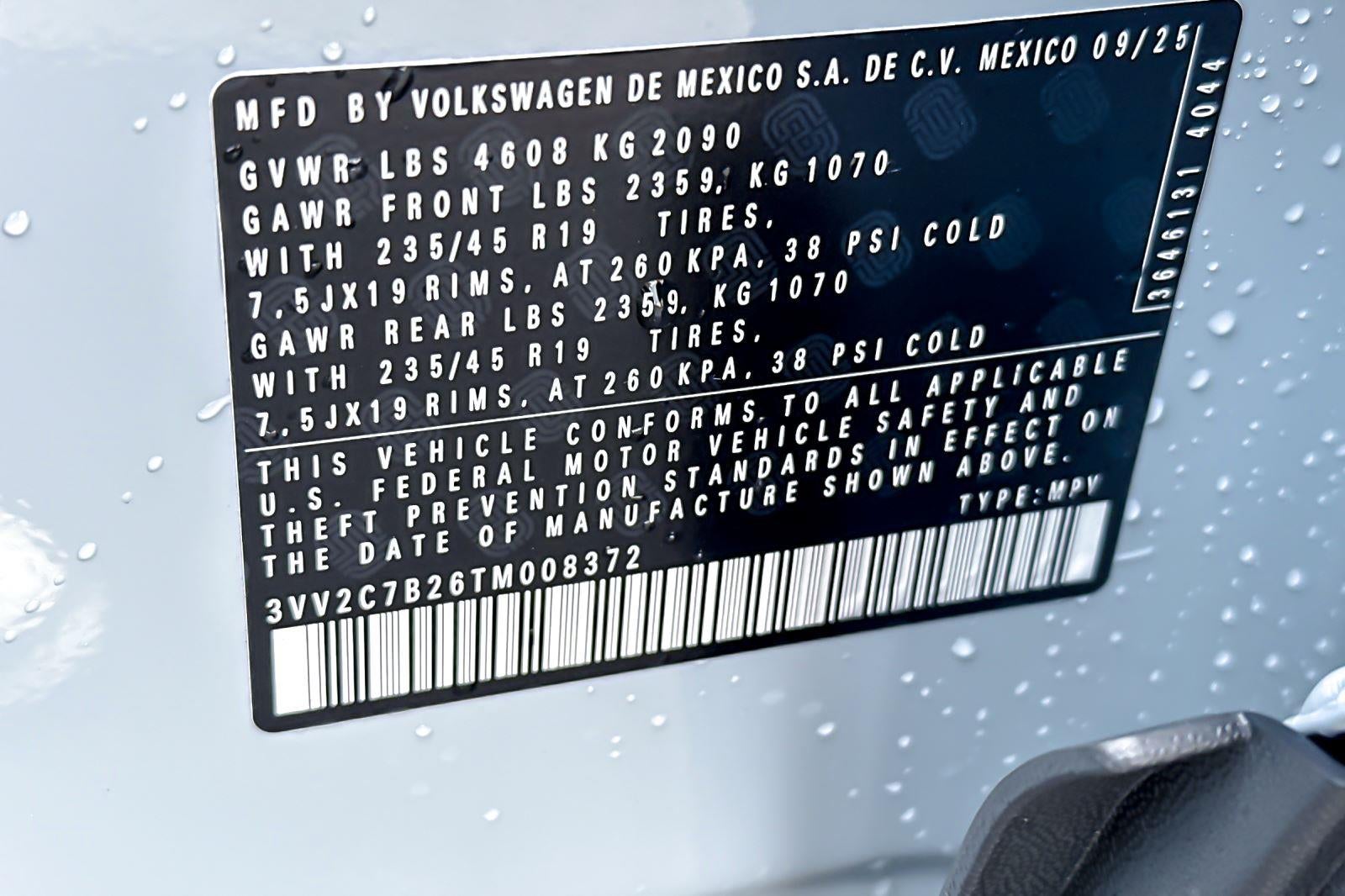 2026 Volkswagen Taos SE Black