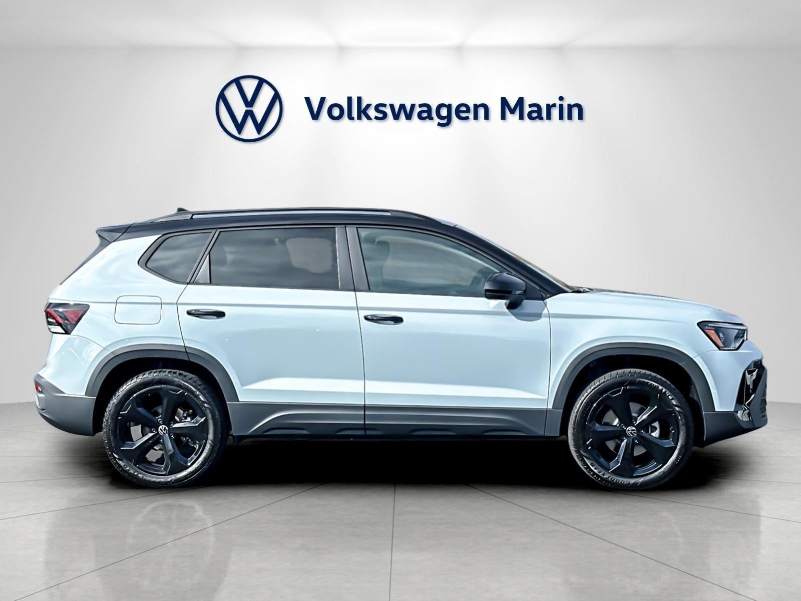 2026 Volkswagen Taos SE Black