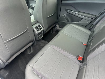 2026 Volkswagen Taos SE Black