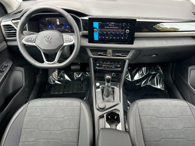 2026 Volkswagen Taos SE Black