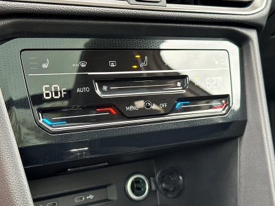 2026 Volkswagen Taos SE Black