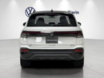 2026 Volkswagen Taos SE Black