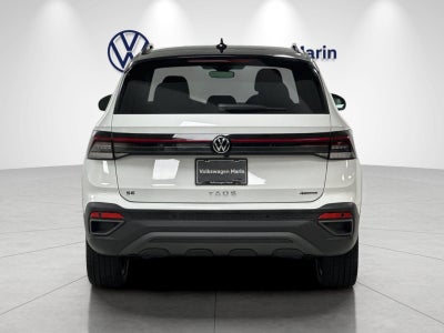 2026 Volkswagen Taos SE Black