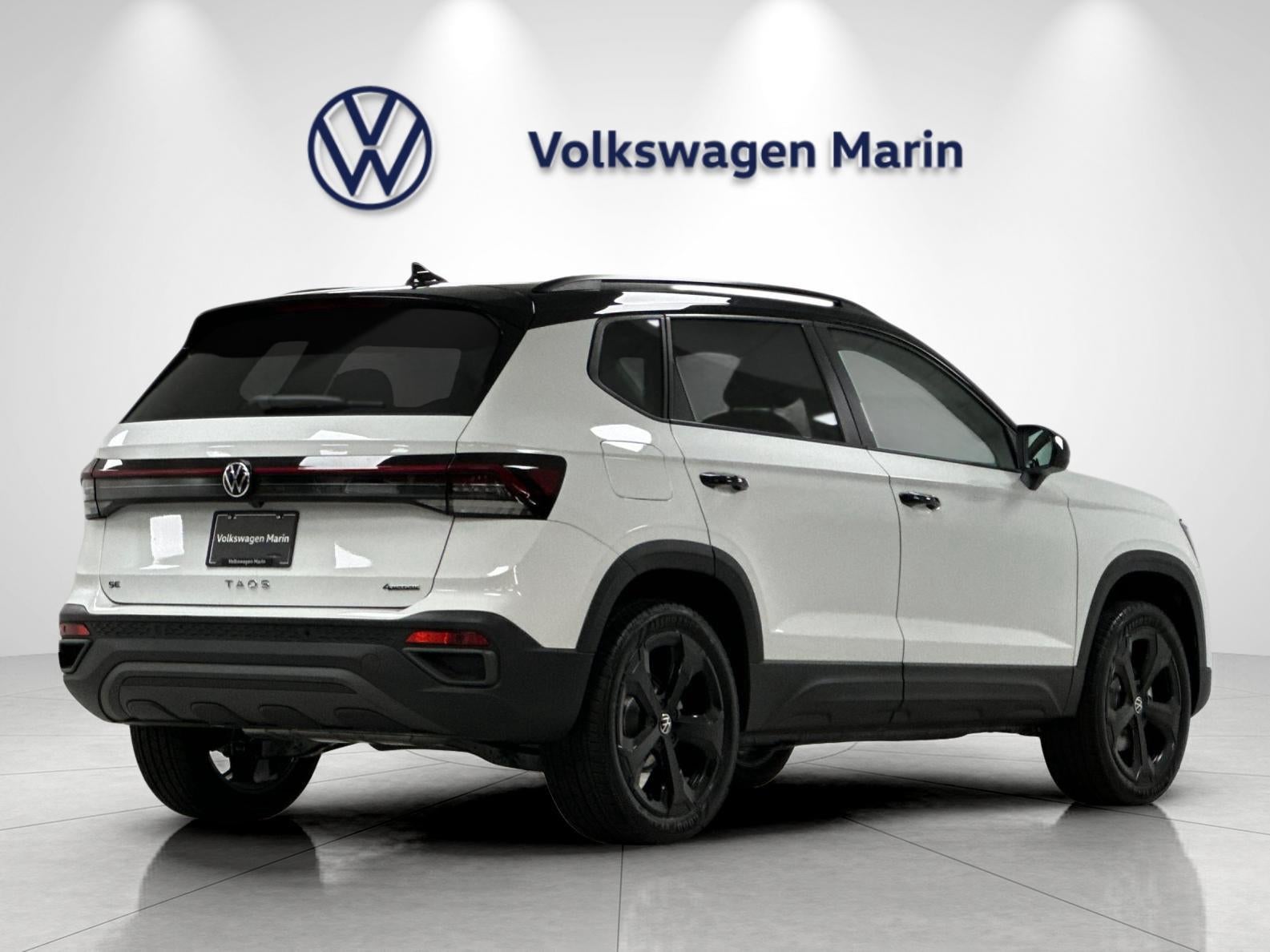 2026 Volkswagen Taos SE Black