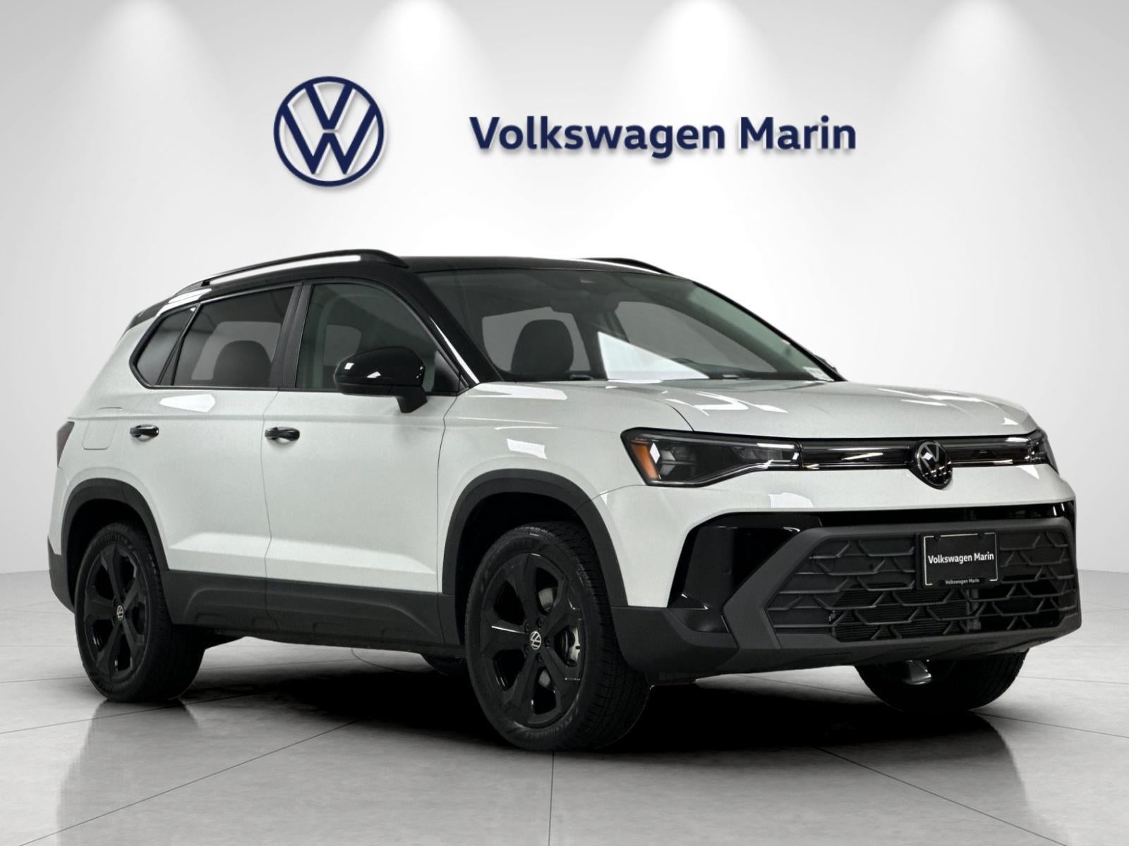 2026 Volkswagen Taos SE Black