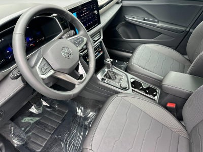 2026 Volkswagen Taos SE Black