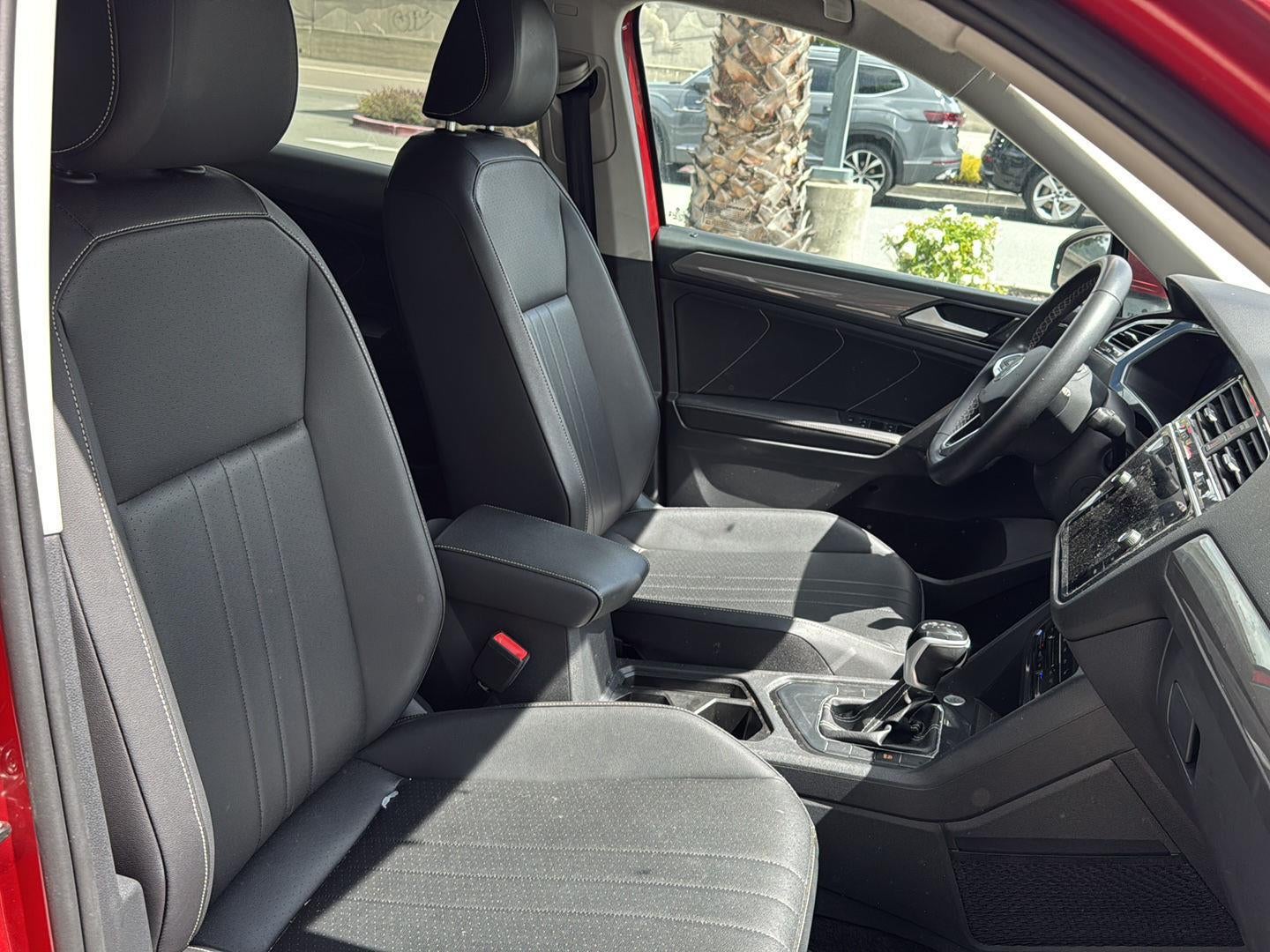 2023 Volkswagen Tiguan SE