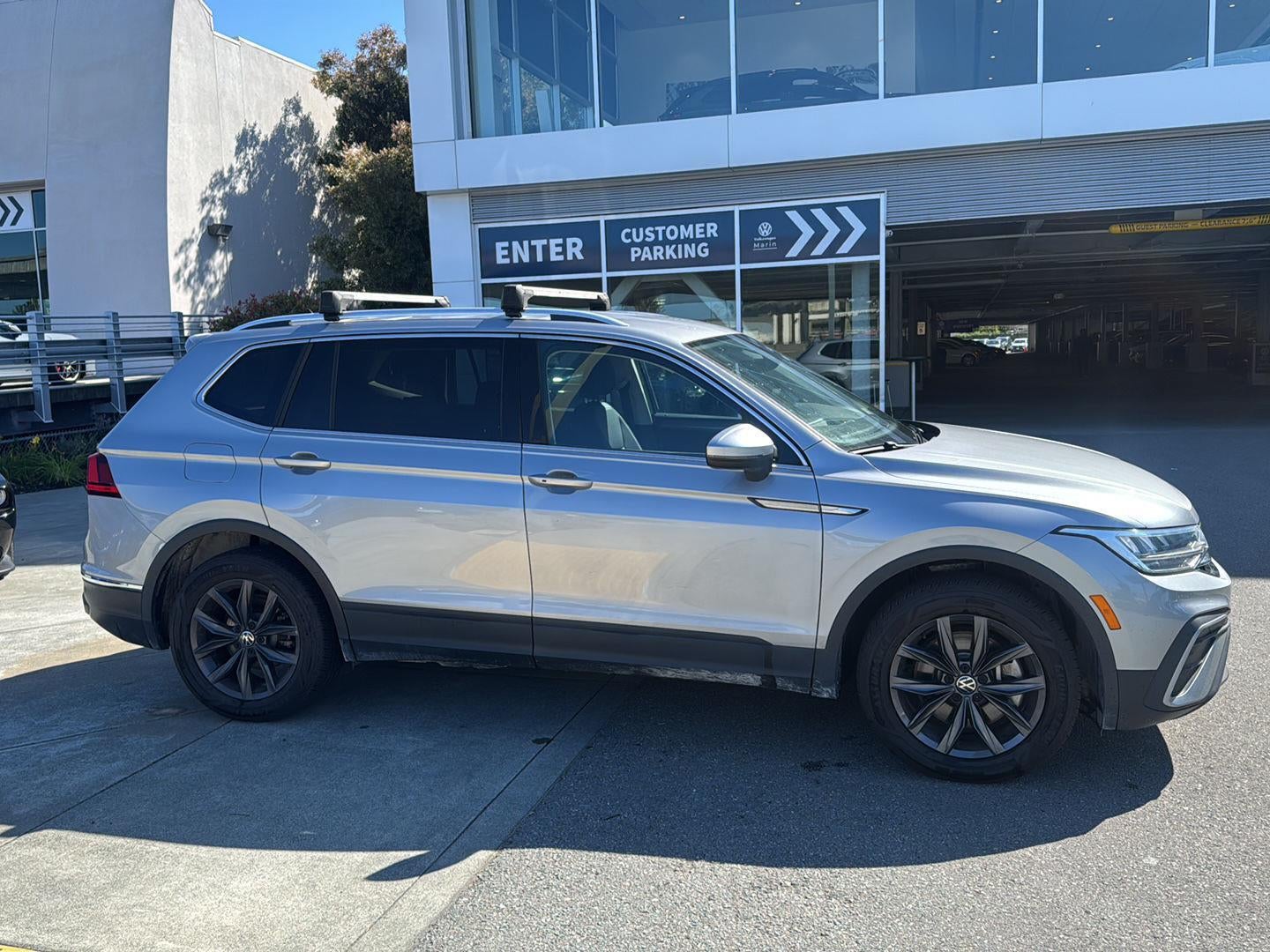2023 Volkswagen Tiguan SE