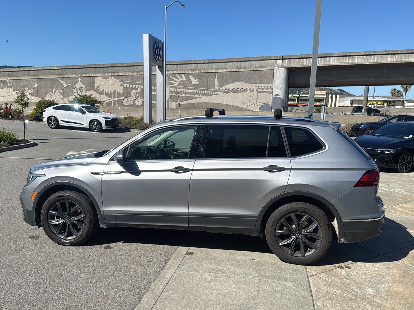 2023 Volkswagen Tiguan SE