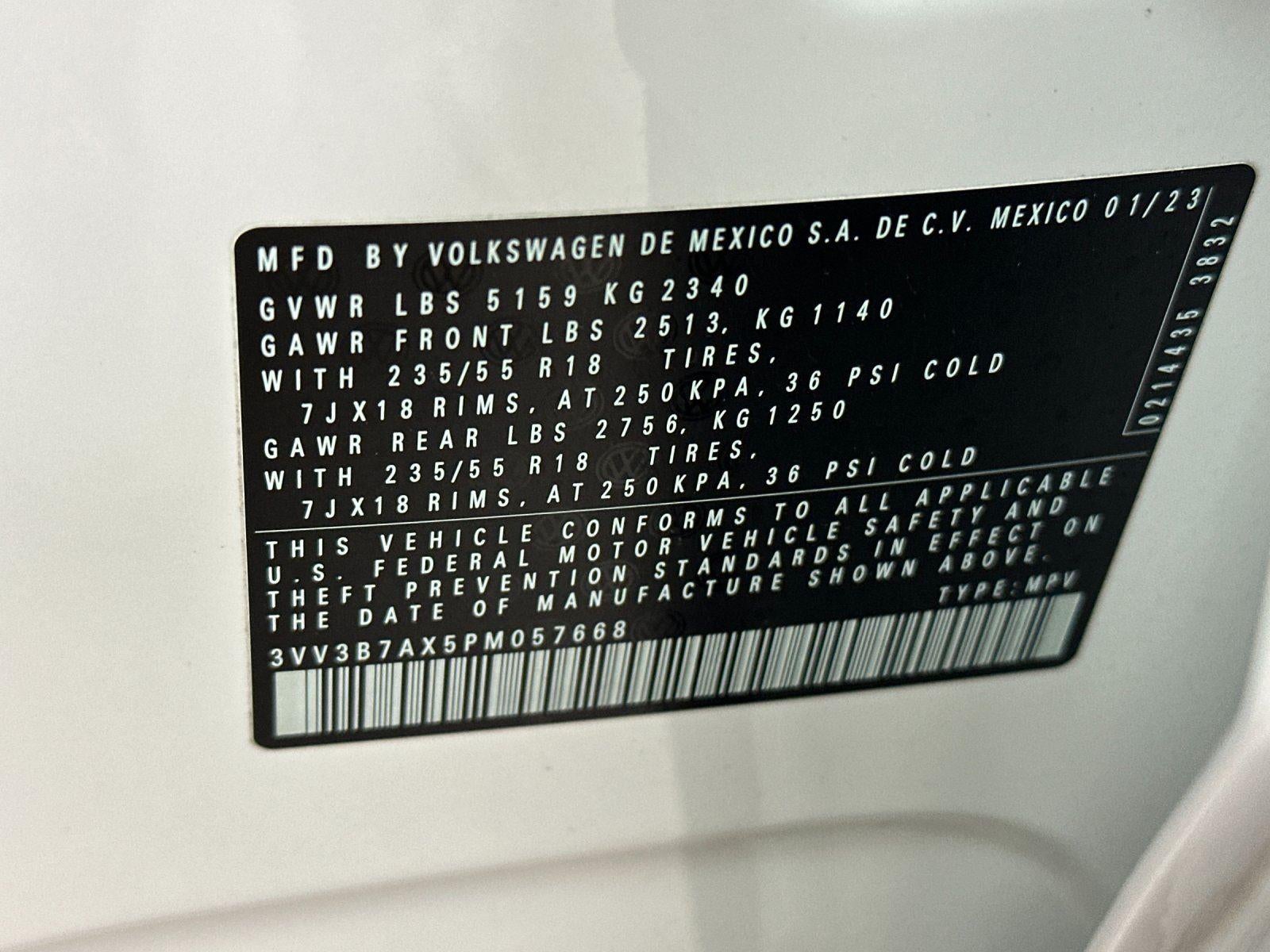 2023 Volkswagen Tiguan SE
