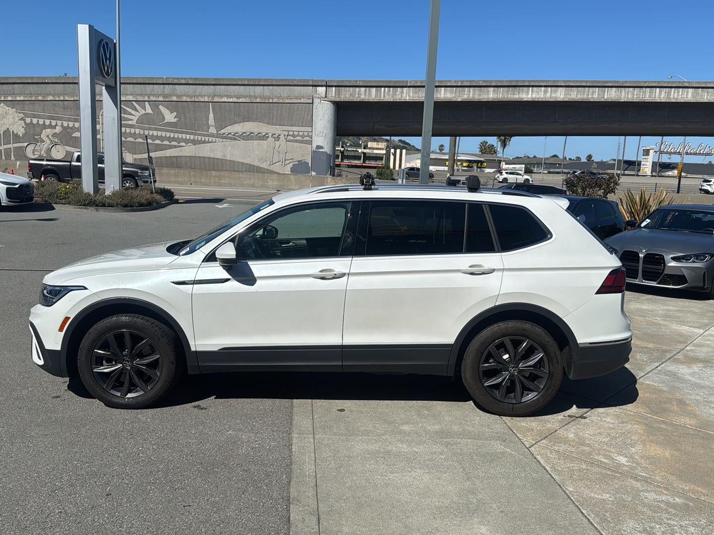 2023 Volkswagen Tiguan SE