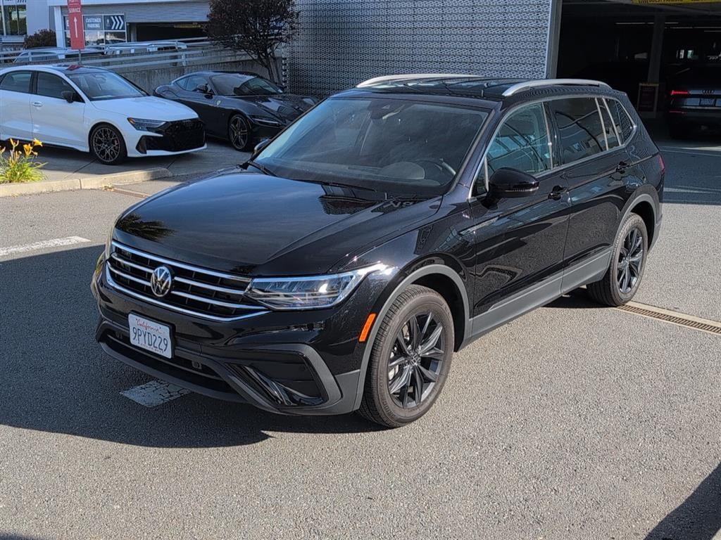 2024 Volkswagen Tiguan 2.0T SE's photo