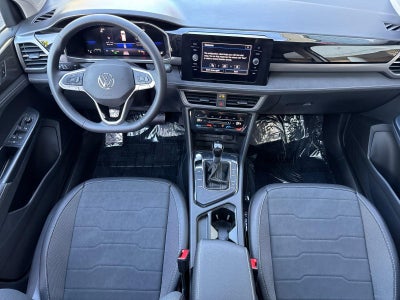 2026 Volkswagen Taos SE Black