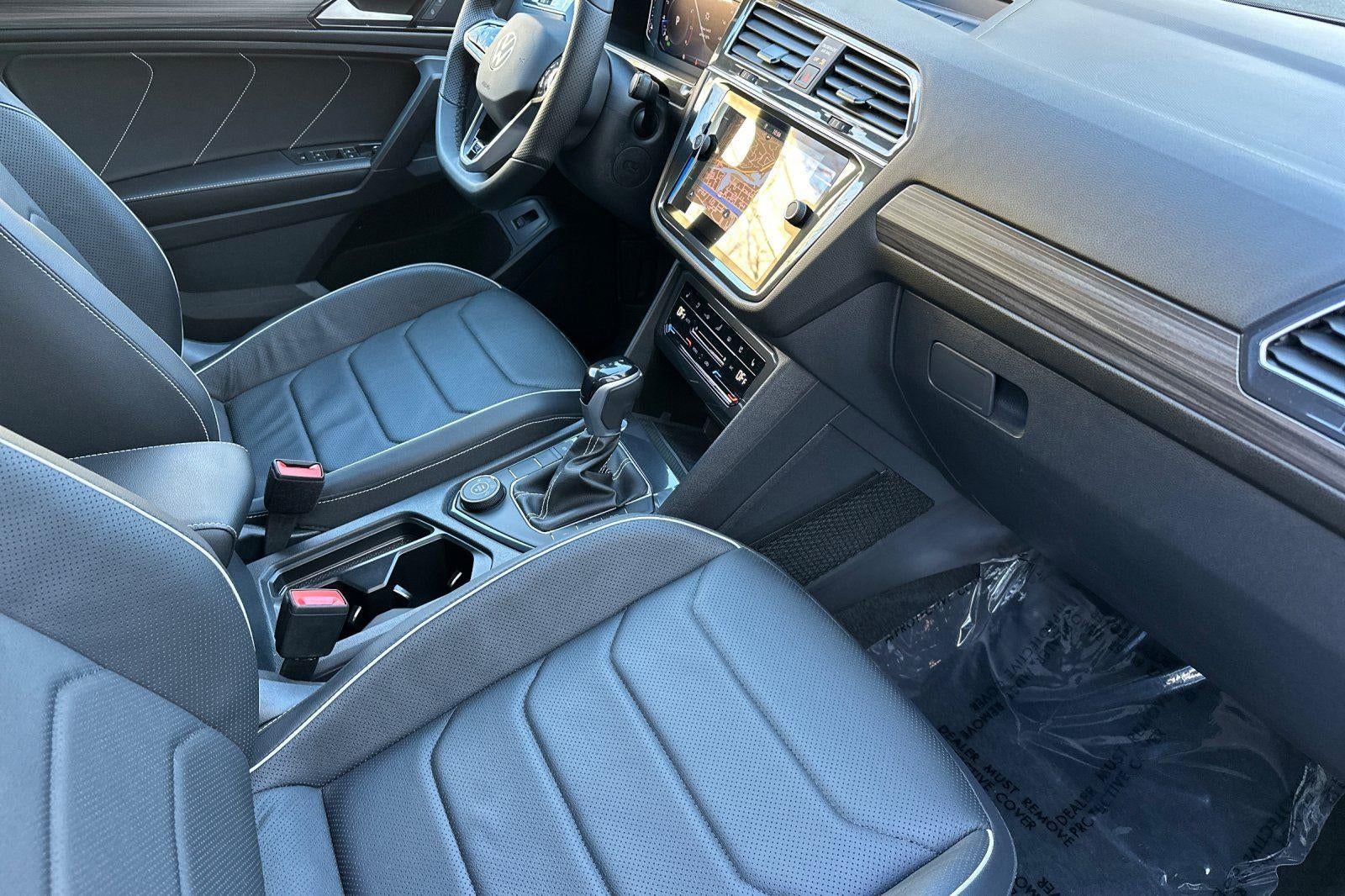 2023 Volkswagen Tiguan SEL R-Line