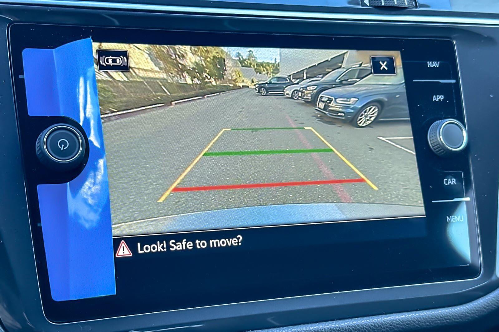 2023 Volkswagen Tiguan SEL R-Line