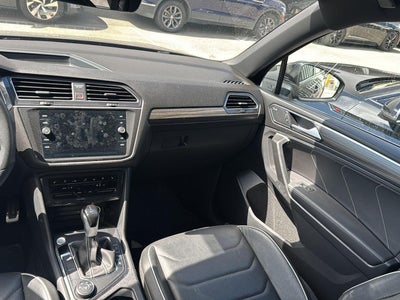 2024 Volkswagen Tiguan SEL R-Line
