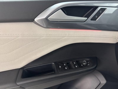 2026 Volkswagen Taos SEL