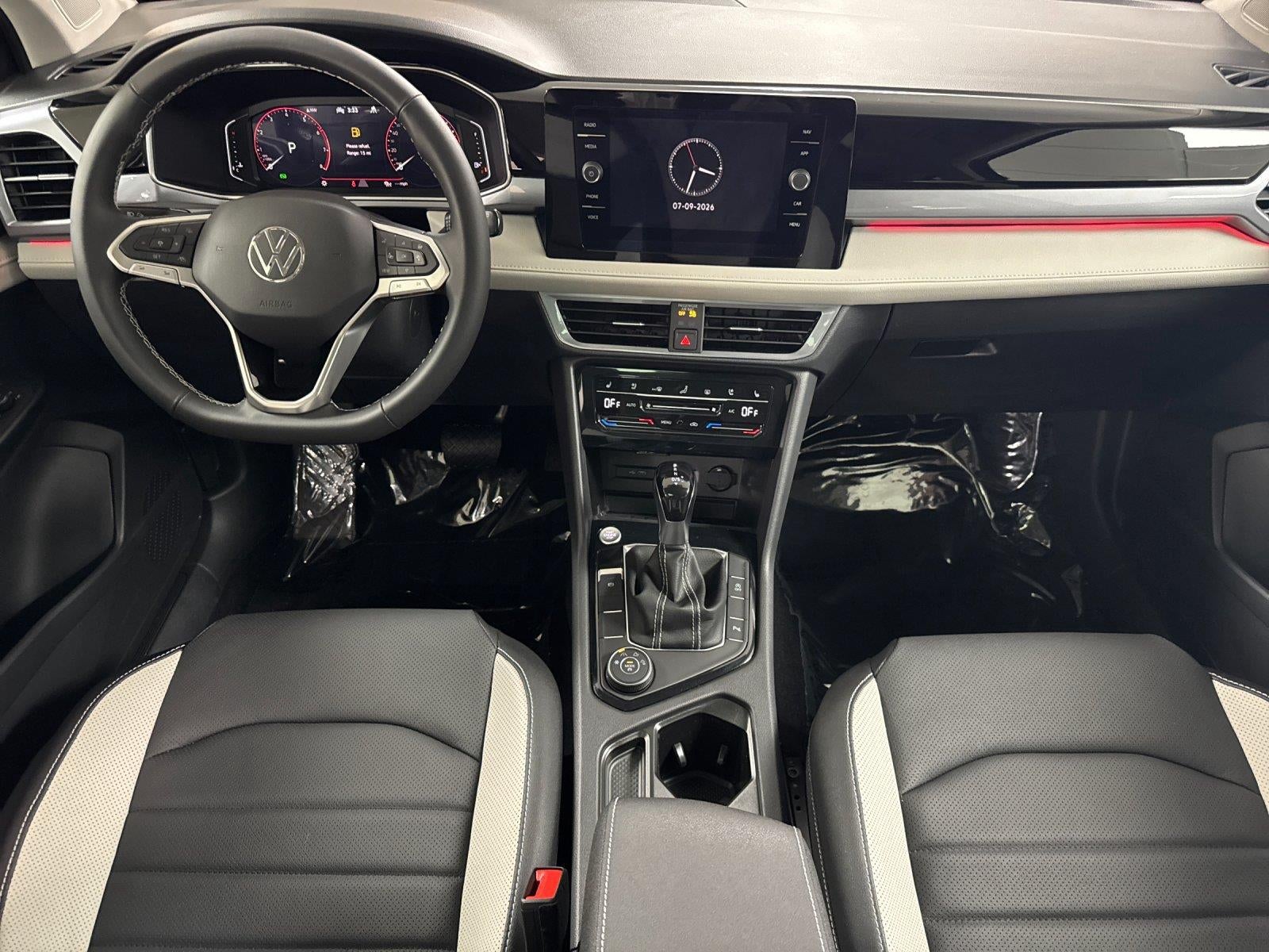 2026 Volkswagen Taos SEL
