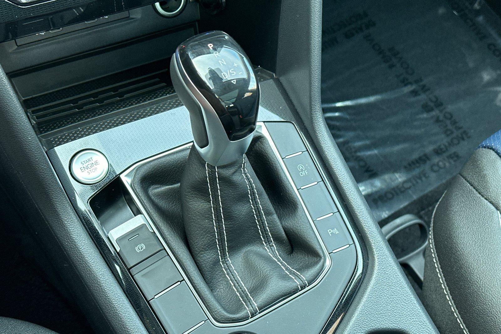 2026 Volkswagen Taos SEL