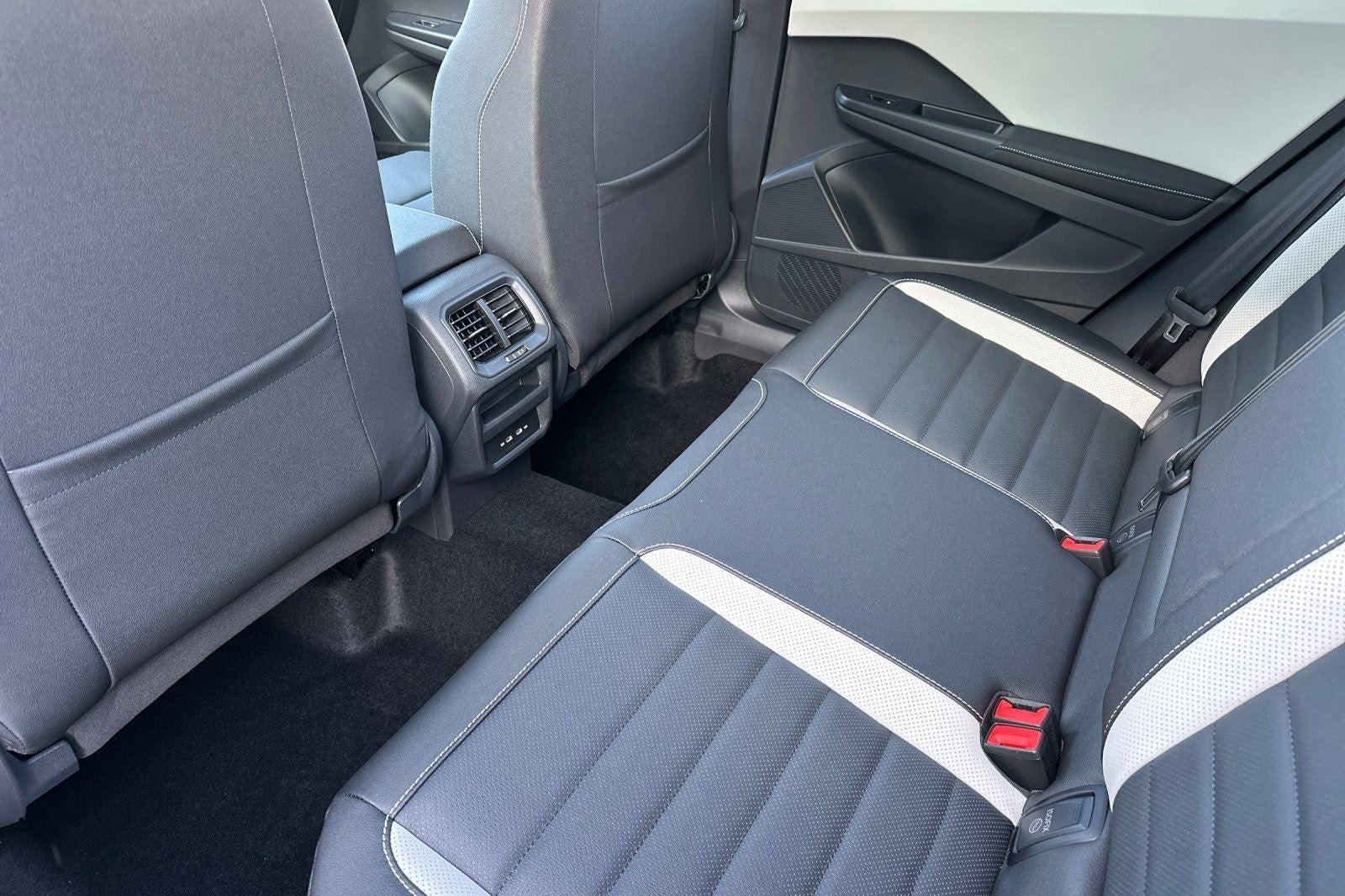 2026 Volkswagen Taos SEL