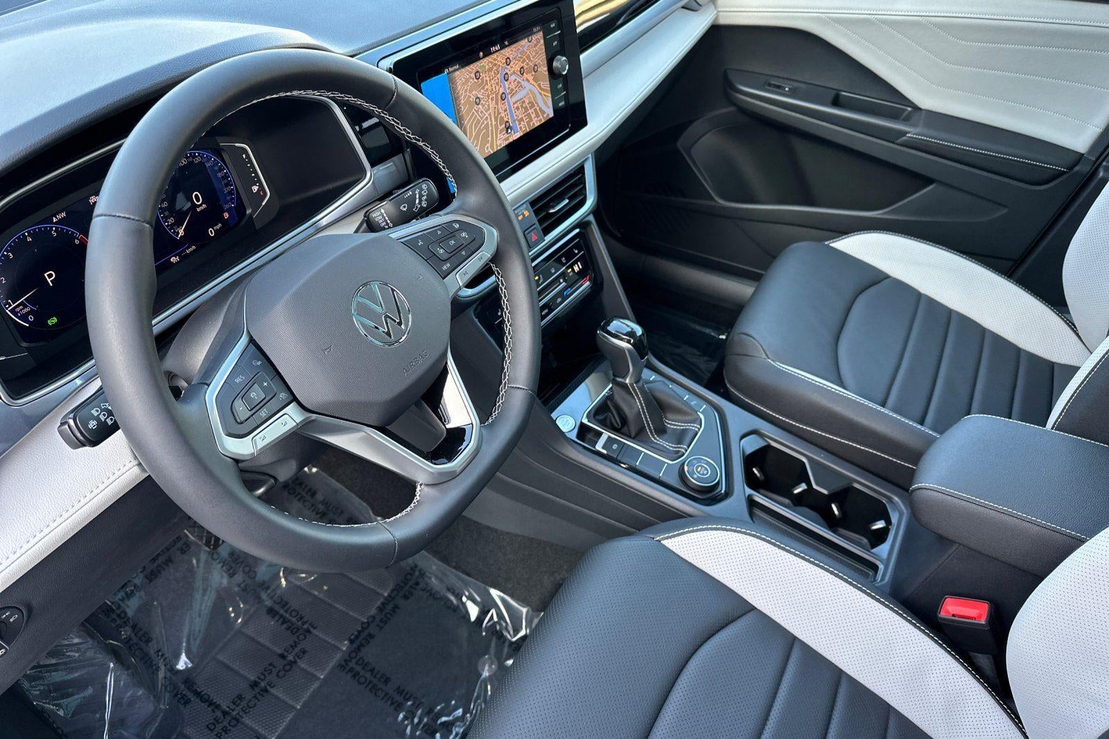 2026 Volkswagen Taos SEL