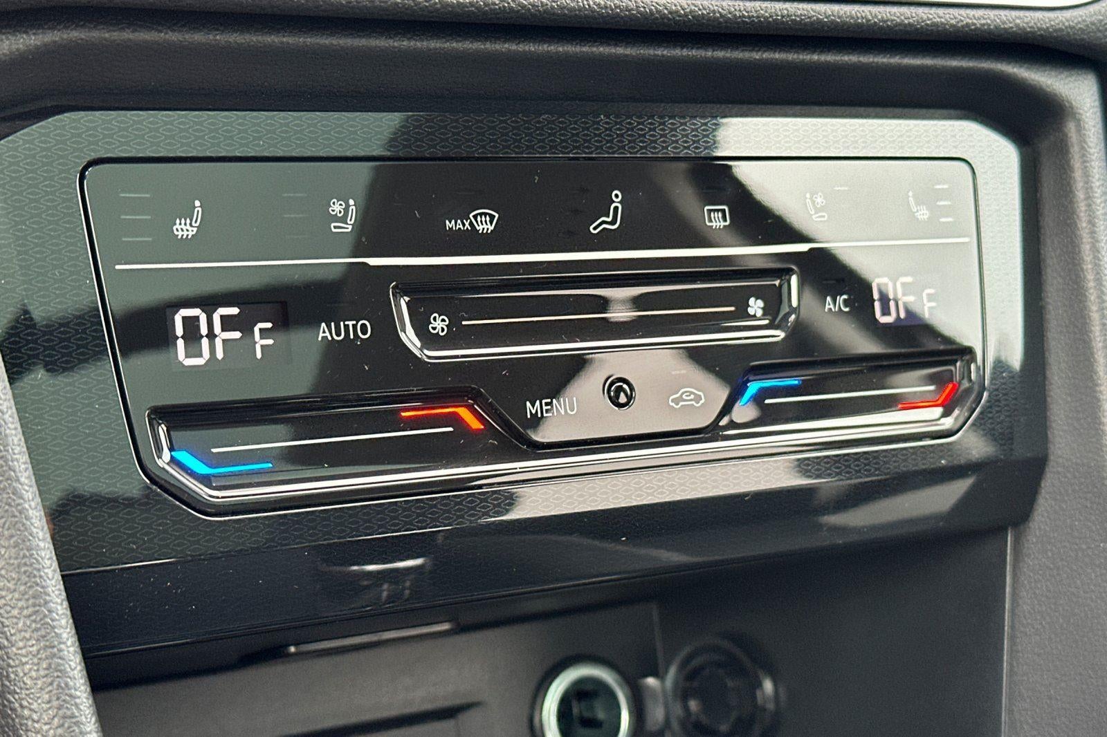 2026 Volkswagen Taos SEL