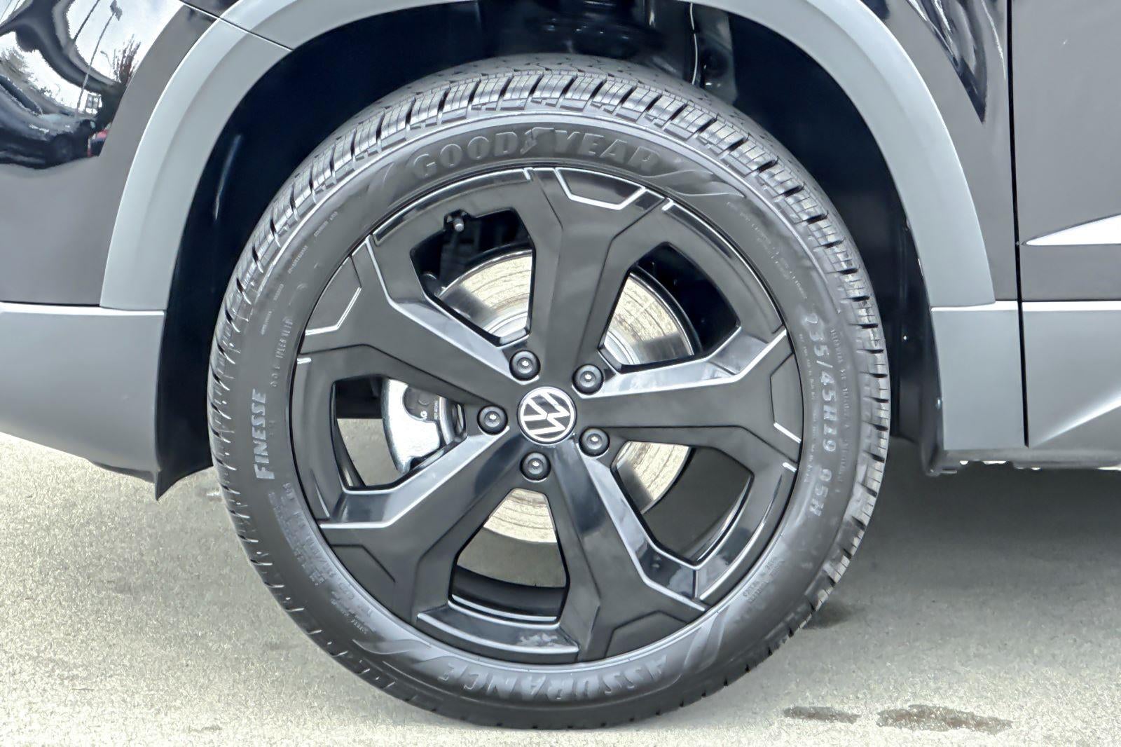 2026 Volkswagen Taos SEL