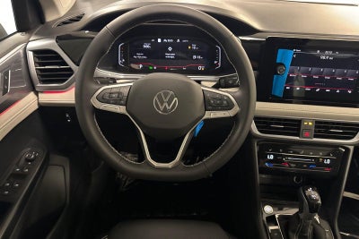 2025 Volkswagen Taos SEL
