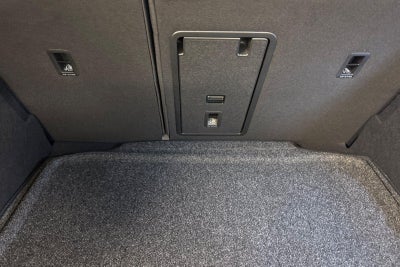 2025 Volkswagen Taos SEL